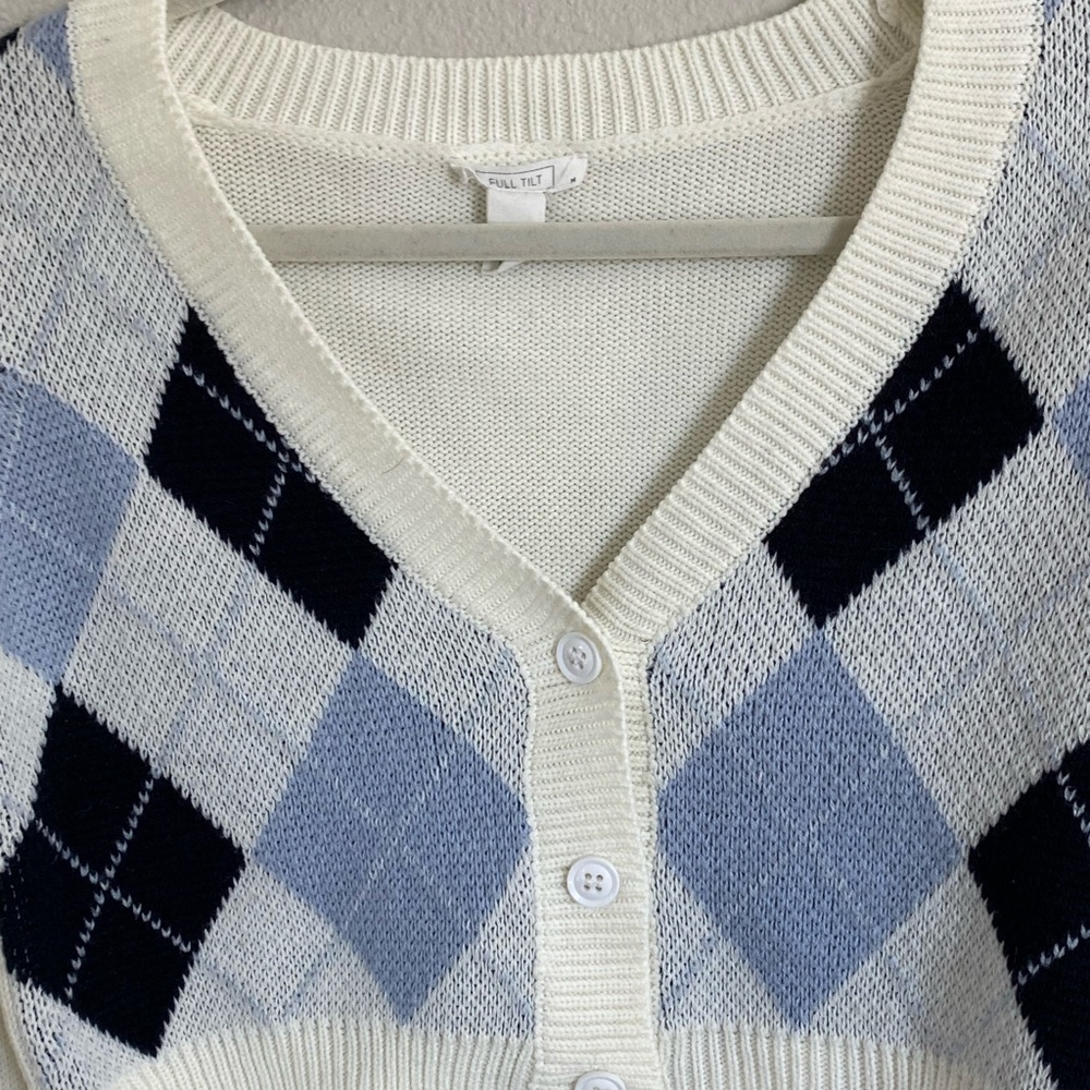 Full Tilt White and Blue Cropped Argyle Cardigan - Picture 7 of 8